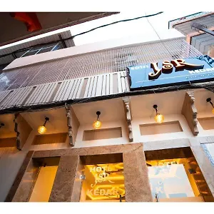 jsr-kedar.hotels-varanasi.com/